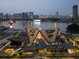 kengo kuma guangzhou astilleros rio perla arquitectura moderna piedra volcánica