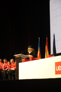 graduación universidad europea palacio congresos valencia becas estudiantes march promoción 2026