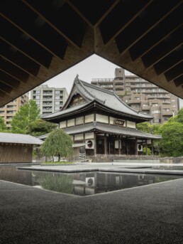 kengo kuma templo zuishoji arquitectura budista minato estructura madera