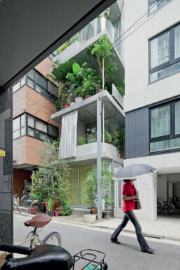 ryue nishizawa jardín casa solar compacto japón arquitectura vivienda oficinas