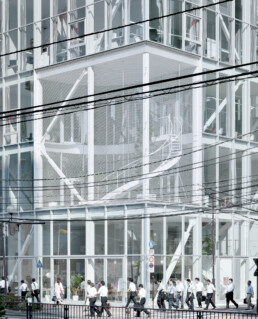 shibaura house sanaa accesibilidad comunidad arquitectura