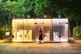 shigeru ban parque yoyogi Fukamachi vidrio inteligente tintado Tokyio Toilet desing Baños aseos Públicos Tokio
