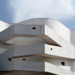 Álvaro Siza Transforming Reality Transformando la realidad