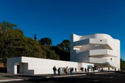 Álvaro Siza Transforming Reality Transformando la realidad