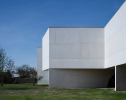 Álvaro Siza Transforming Reality Transformando la realidad