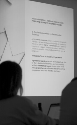 Community Management Sara Atienza