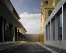 Fondazione Prada Milán OMA Rem Koolhaas museum