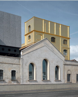 Fondazione Prada Milán OMA Rem Koolhaas museum